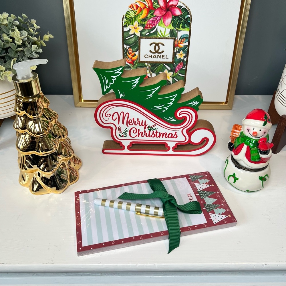 Festive Gift Set: Gold Tree Soap Ceramic Snowman Merry Christmas Sign Note Pad